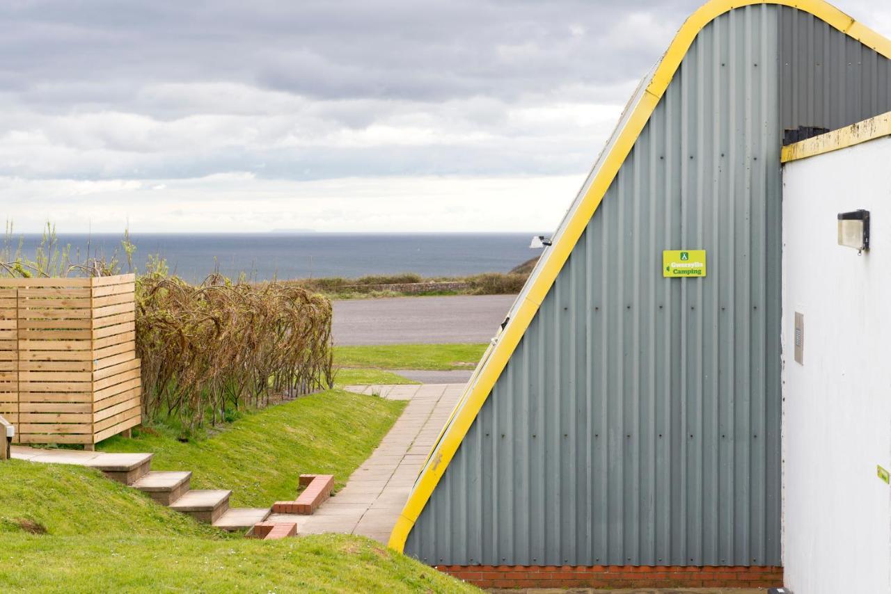 Yha Manorbier Albergue Tenby Exterior foto